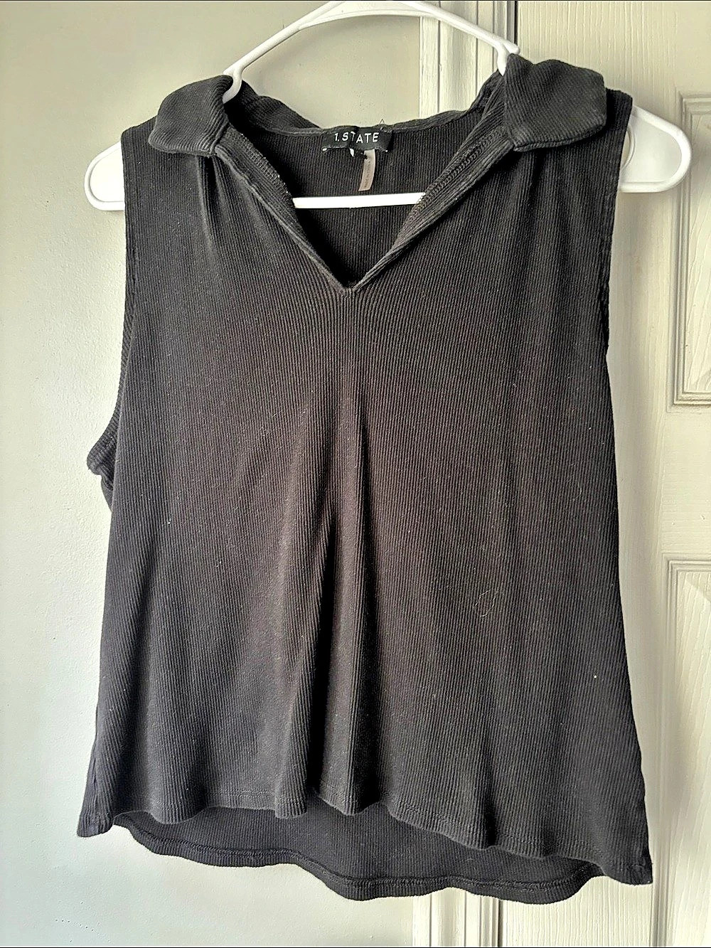 1.STATE Ribbed V-Neck Tunic in Black Size XL Like New
